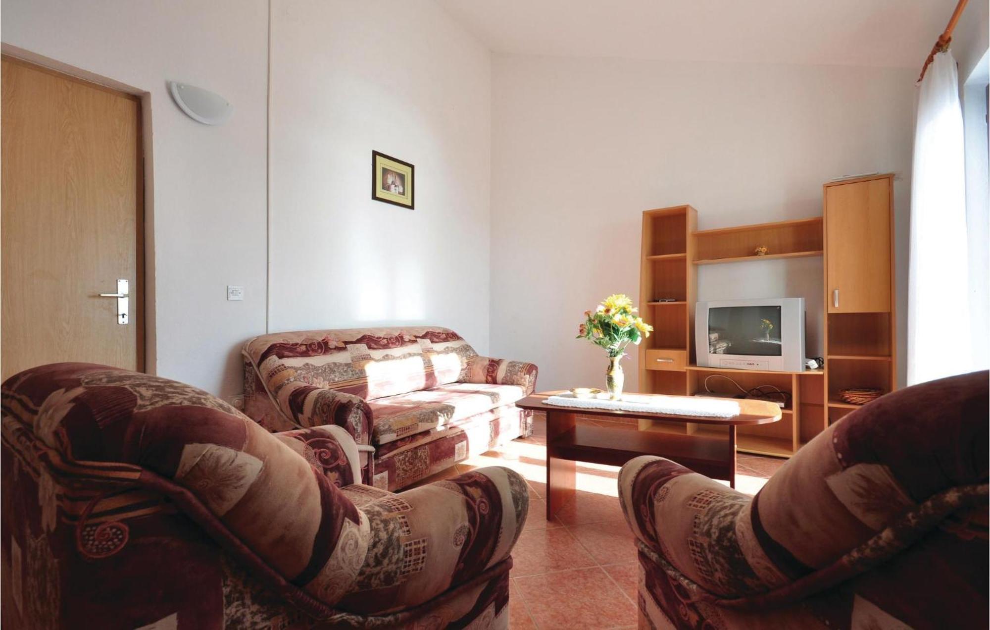 Amazing Apartment In Trogir With Kitchen Exterior photo